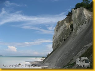 Am Fuße der Kreidefelsen